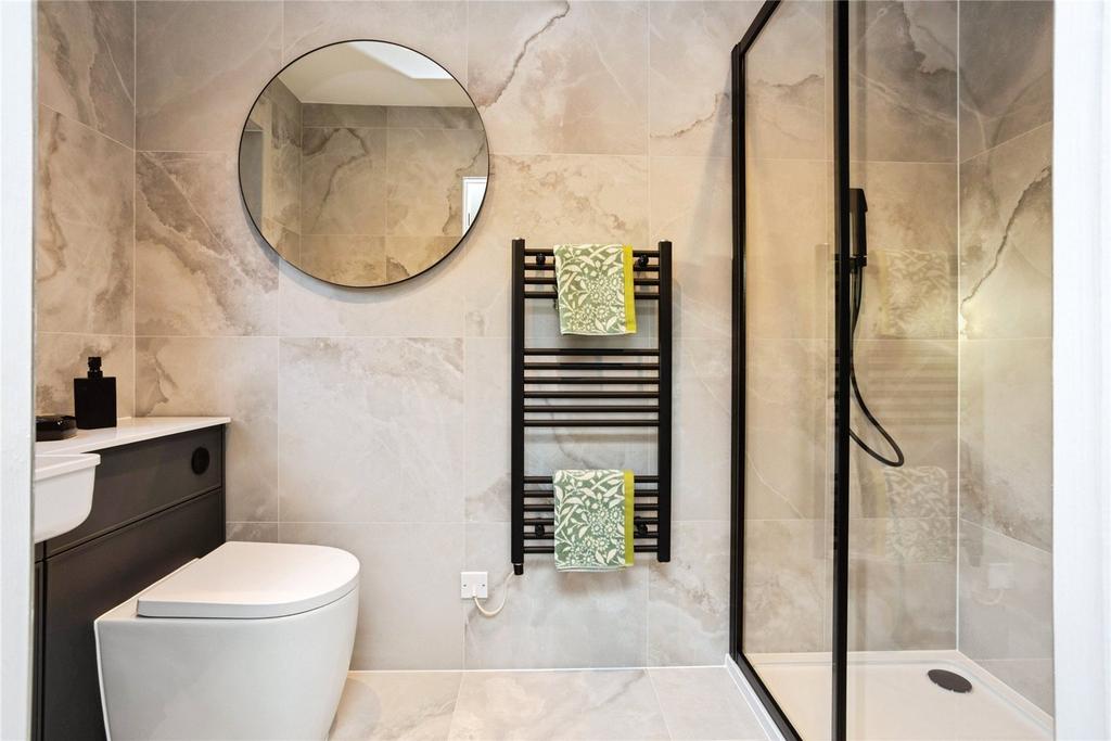 En Suite Shower Room