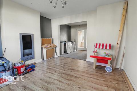 4 bedroom semi-detached house for sale, Meadow Close, Nottingham