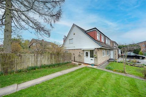 3 bedroom semi-detached house for sale, Sunningdale Avenue, Leeds, West Yorkshire