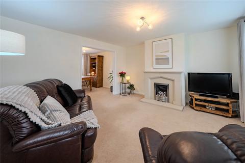 3 bedroom semi-detached house for sale, Sunningdale Avenue, Leeds, West Yorkshire