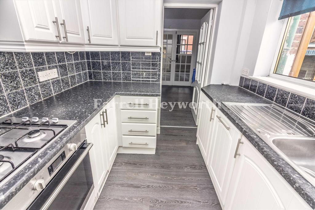 Kitchen b