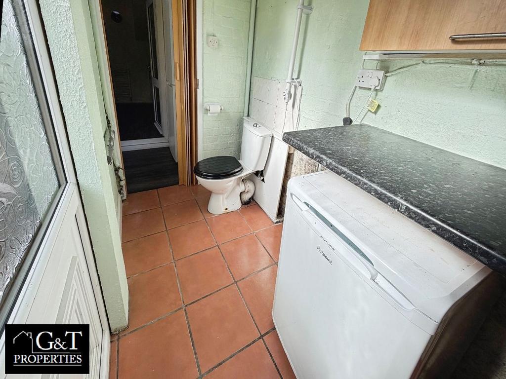 Downstairs wc / utility