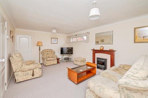 3 bedroom detached bungalow for sale, Stuart Road, Aylsham, Norwich