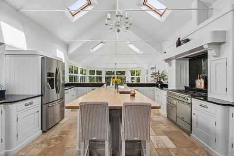 5 bedroom detached house for sale, Wayside, Chipperfield, WD4