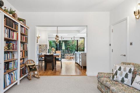 4 bedroom terraced house for sale, Crewys Road, NW2