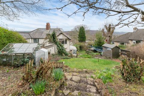 undefined, Kings Grove, Bingley, West Yorkshire, BD16