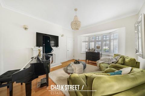 4 bedroom detached house for sale, Ardleigh Green Road, Hornchurch, RM11