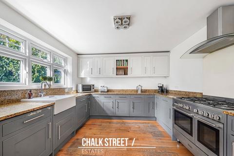 4 bedroom detached house for sale, Ardleigh Green Road, Hornchurch, RM11