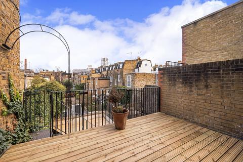 3 bedroom apartment to rent, Fulham Road, London, SW6