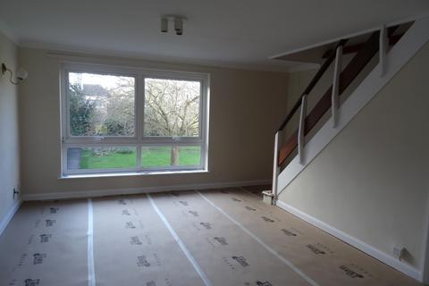 2 bedroom maisonette to rent, Ewell Road, Surbiton