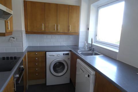 2 bedroom maisonette to rent, Ewell Road, Surbiton
