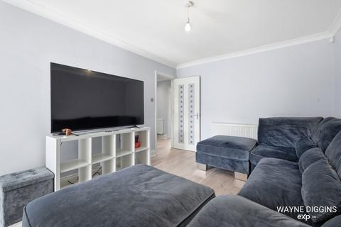 2 bedroom semi-detached bungalow for sale, Turp Avenue, Grays RM16