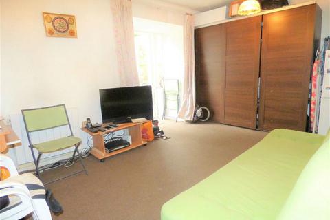 undefined, Abbotswood Way,Hayes,UB3 3PQ