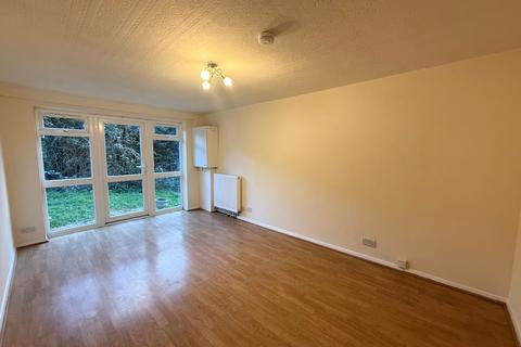 1 bedroom flat to rent, Crofton Way, ENFIELD