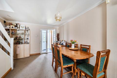 4 bedroom semi-detached house for sale, Ixworth Close, Shaw, Swindon