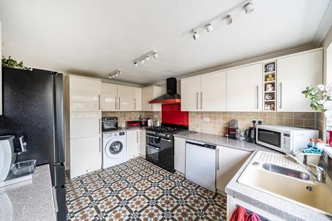 4 bedroom semi-detached house for sale, Ixworth Close, Shaw, Swindon