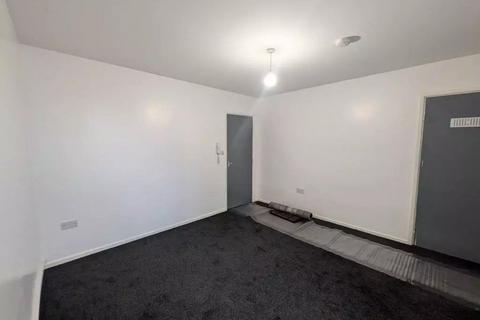 2 bedroom flat to rent, Leicester LE5
