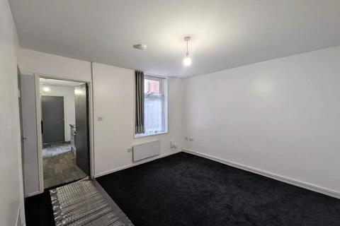 2 bedroom flat to rent, Leicester LE5
