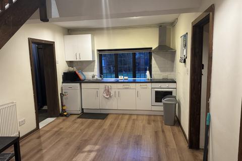 undefined, Woking Road, Guildford GU4