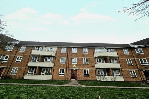 2 bedroom apartment to rent, Aikman Avenue, LEICESTER