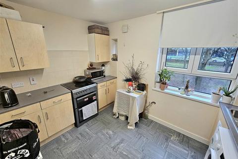 2 bedroom apartment to rent, Aikman Avenue, LEICESTER