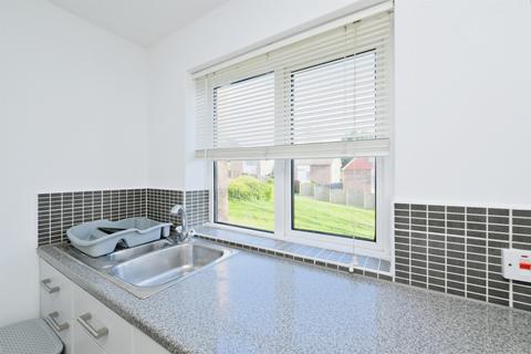 undefined, Hillside, Hoddesdon
