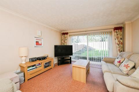 4 bedroom detached house for sale, Rawdon Drive, Hoddesdon