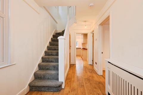 3 bedroom detached house for sale, Whitley Road, Hoddesdon