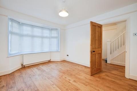 3 bedroom detached house for sale, Whitley Road, Hoddesdon