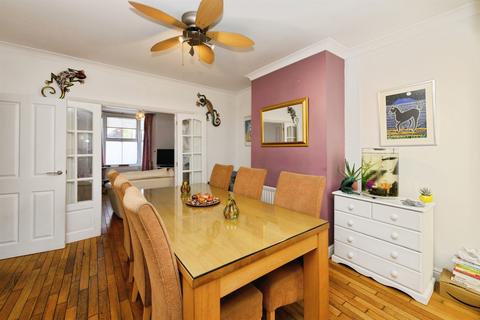 4 bedroom semi-detached house for sale, Old Highway, Hoddesdon