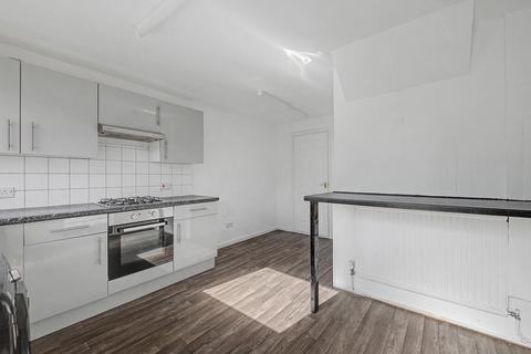 3 bedroom terraced house for sale, The Grove, Grantham NG31