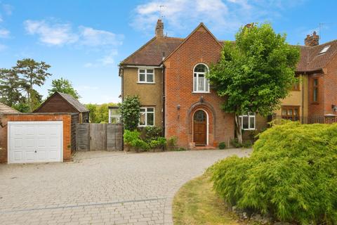 3 bedroom semi-detached house for sale, College Road, Hoddesdon