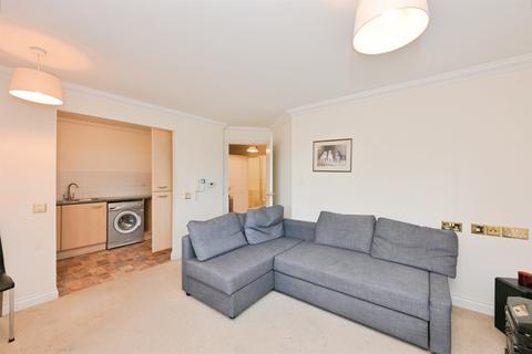 2 bedroom apartment for sale, Esdaile Lane, Hoddesdon