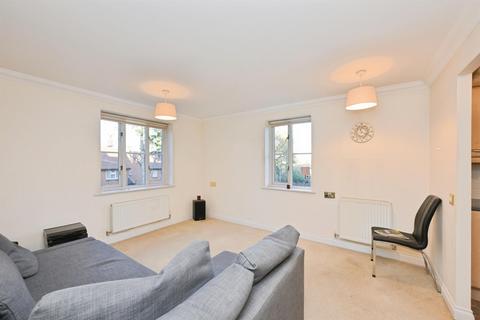 2 bedroom apartment for sale, Esdaile Lane, Hoddesdon