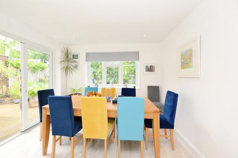 4 bedroom semi-detached house for sale, Cheffins Road, Hoddesdon