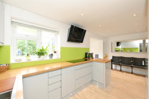 4 bedroom semi-detached house for sale, Cheffins Road, Hoddesdon