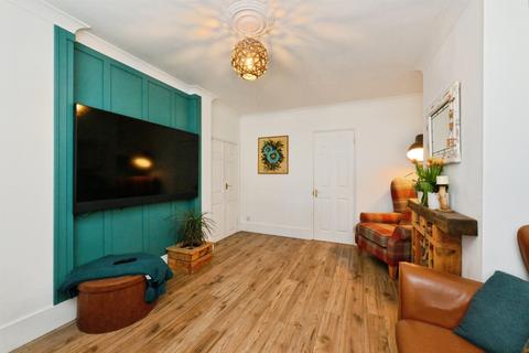 3 bedroom terraced house for sale, River Avenue, HODDESDON
