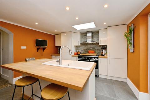 3 bedroom terraced house for sale, River Avenue, HODDESDON