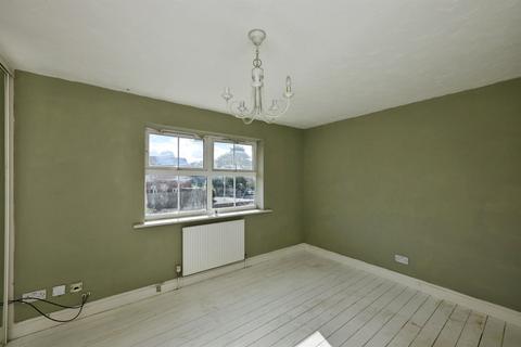 3 bedroom link detached house for sale, Village Close, Hoddesdon