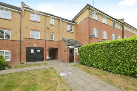Plomer Avenue, Hoddesdon