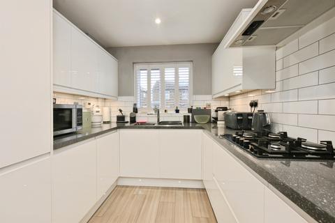 3 bedroom terraced house for sale, Bantel Villas, Hoddesdon