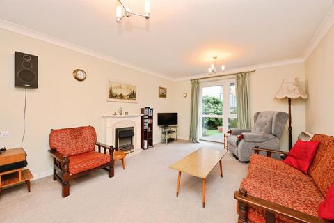2 bedroom apartment for sale, Brocket Road, Hoddesdon