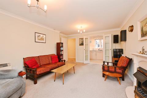 2 bedroom apartment for sale, Brocket Road, Hoddesdon
