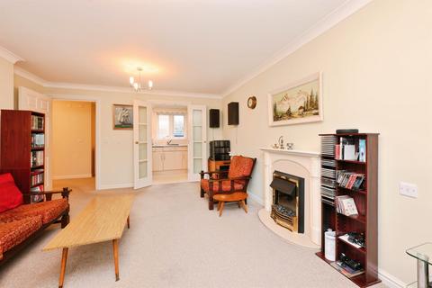 2 bedroom apartment for sale, Brocket Road, Hoddesdon