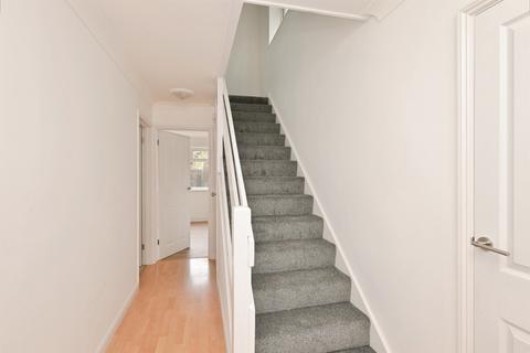 3 bedroom detached house for sale, Wallers Way, Hoddesdon
