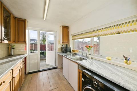 3 bedroom terraced house for sale, Lilac Road, Hoddesdon