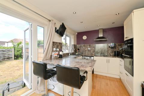 3 bedroom terraced house for sale, Whittingstall Road, Hoddesdon