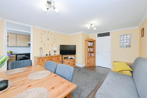 undefined, Hillside, Hoddesdon