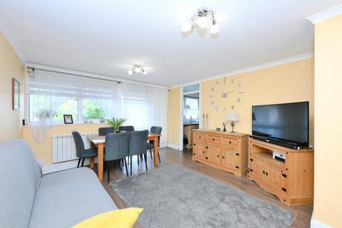 undefined, Hillside, Hoddesdon