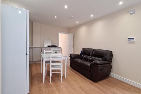 1 bedroom flat to rent, Jordans Close, Stanwell, Staines-upon-Thames